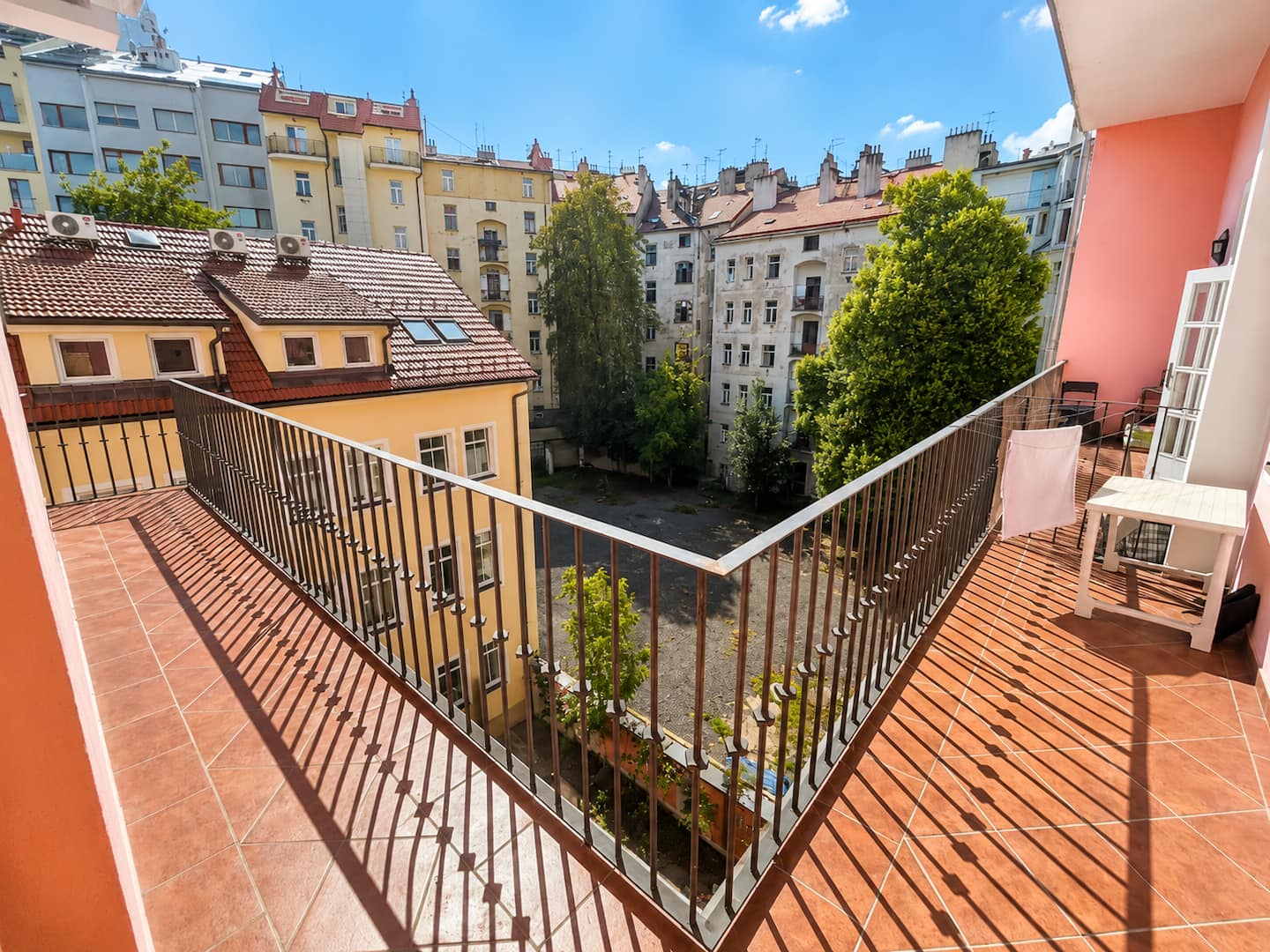 THE Bohemia Slavoj Apartment – фото 2