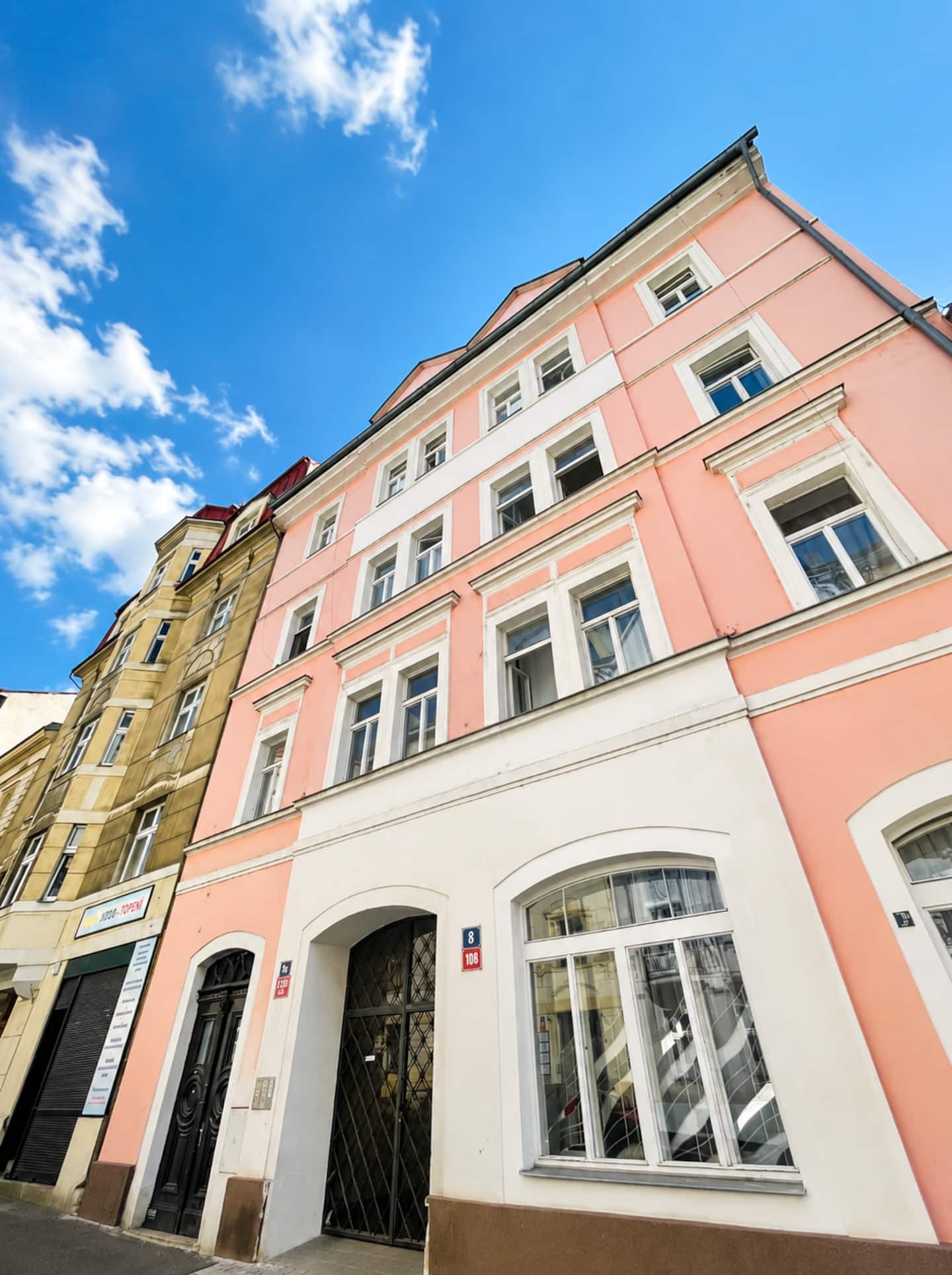THE Bohemia Slavoj Apartment – фото 5